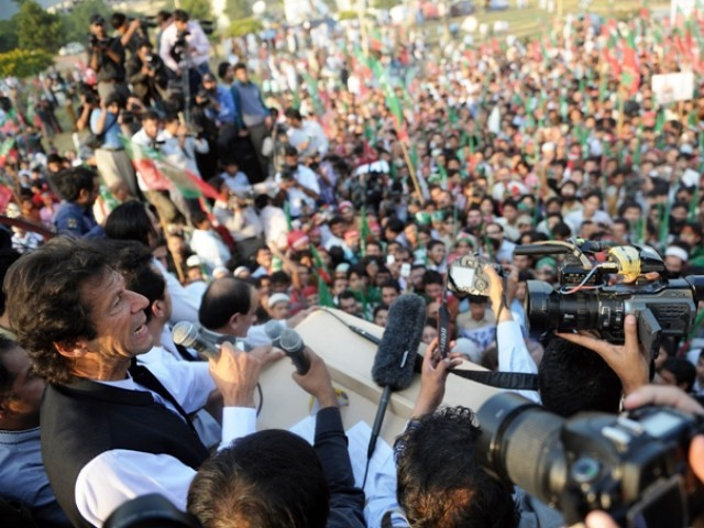 I don’t support PTI but Imran Khan may be our only saviour against corruption