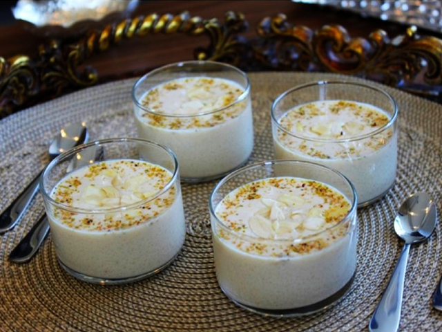 Firni: A Pakistani rice-pudding that is a must have this Eid!