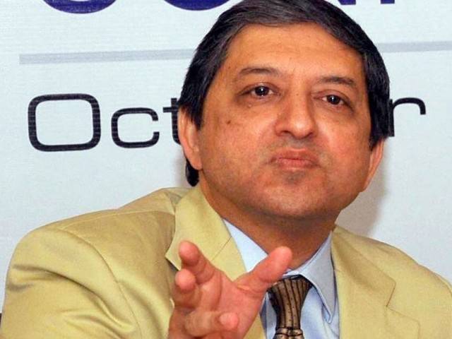 Chairman Senate Standing Committee on Finance, Saleem Mandviwalla. PHOTO: MOHAMMAD AZEEM/EXPRESS