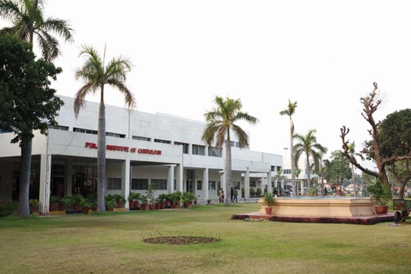 Doctor says at least five more are needed to ensure 
smooth operations. PHOTO: FILE