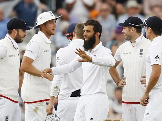What went wrong for Pakistan at Old Trafford?