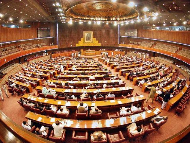 Regret absence of ministers, treasury members during crucial debate.
PHOTO: APP