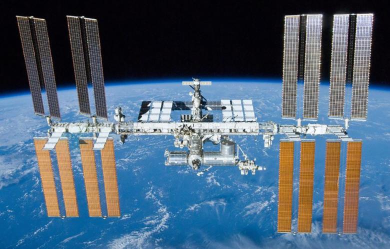 Soyuz crew to blast off and mark 60 years of spaceflight