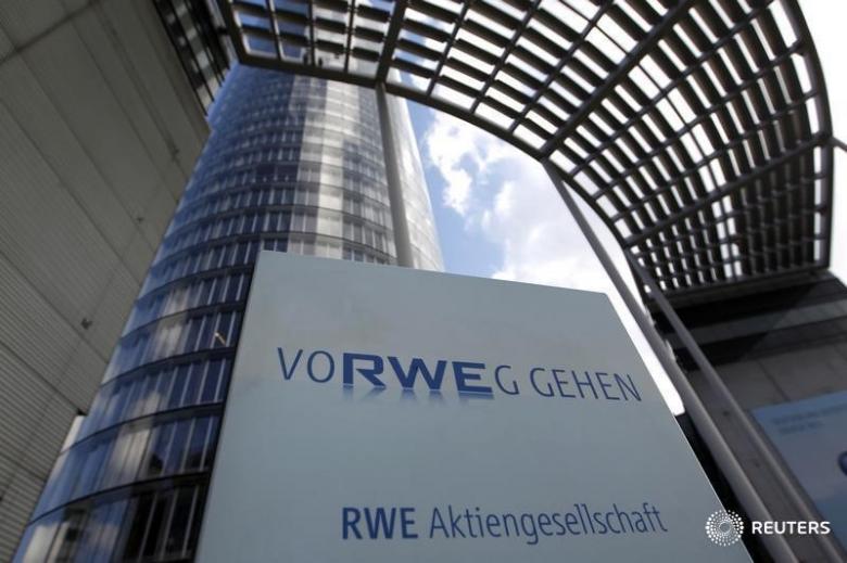 The headquarters of German power supplier RWE are pictured in the German town of Essen March 6, 2012. REUTERS/ Ina Fassbender
