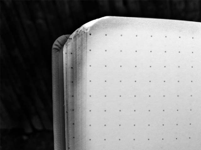 Equidistant dots