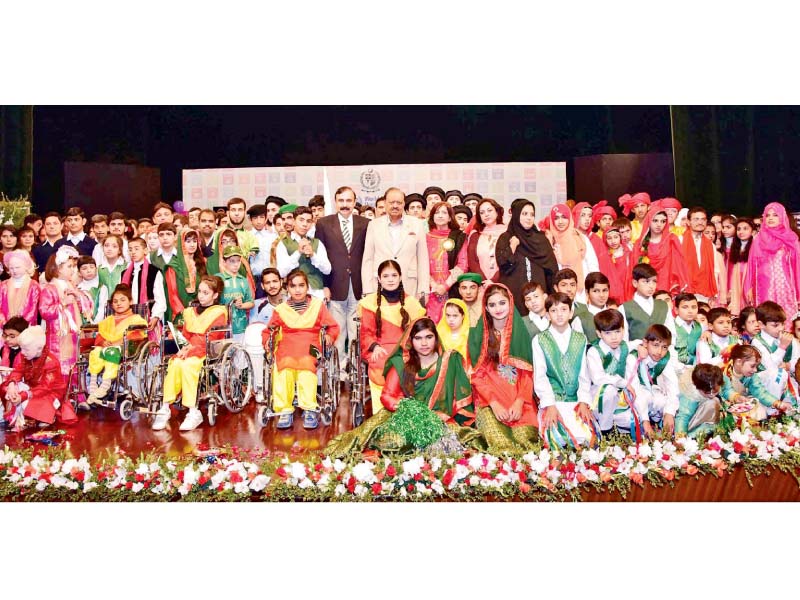 President Mamnoon Hussain with special children. PHOTO: INP