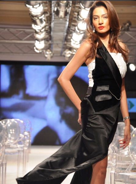 People with airs and graces do not make good colleagues: Aliya Zaidi