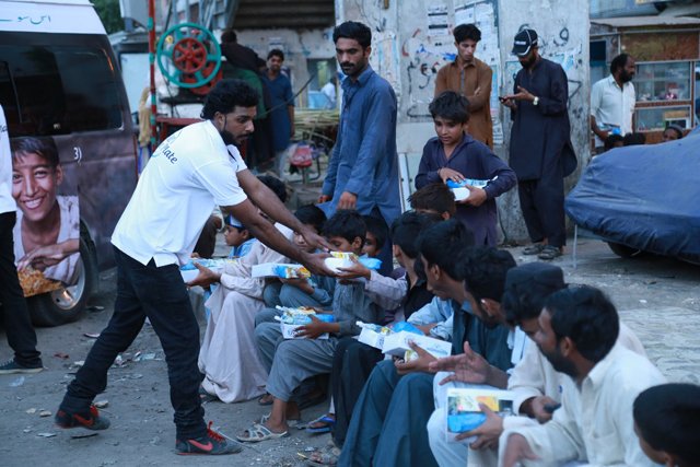 Adamjee Life launches a nationwide war against hunger