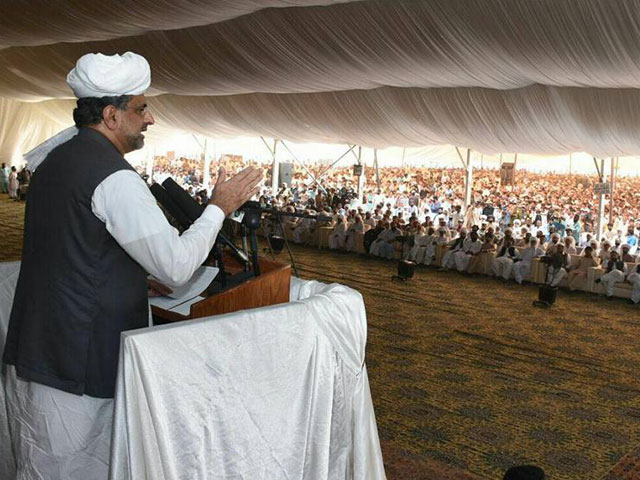 Prime Minister Shahid Khaqan Abbasi addresses a public gathering in Sui, Balochistan on September 14, 2017. PHOTO: PM Office