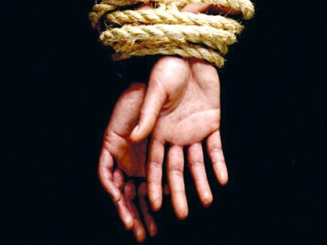 One alleged kidnaper arrested, three accomplices escaped. PHOTO: FILE