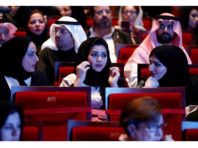 PHOTO: REUTERS