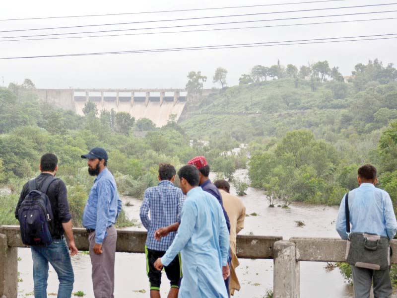 Visitors at Rawal Dam. PHOTO: FILE