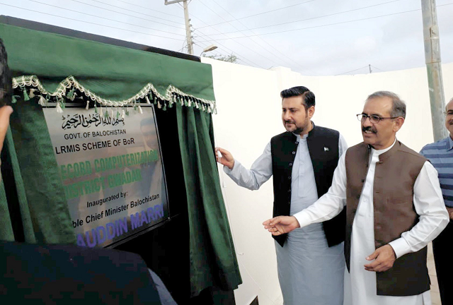 Interim Balochistan Chief Minister Alauddin Marri unveils the plaque of the Land Record Computerisation Building in Gwadar. CM Marri is accompanied by Chief Secretary Dr Akhter Nazeer. PHOTO: EXPRESS