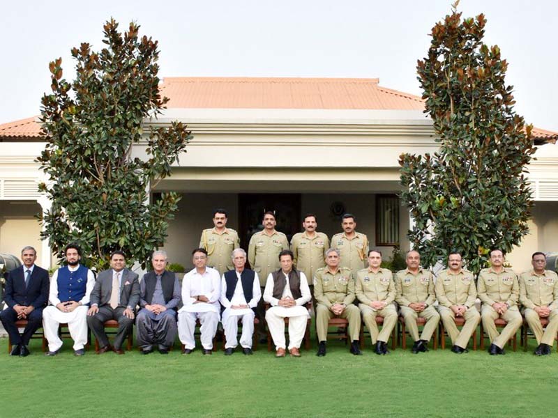 PM Imran was accompanied by Defence Minister Pervez Khattak, Foreign Minister Shah Mehmood Qureshi, Finance Minister Asad Umar, Information Minister Fawad Chaudhry and Minister of State for Interior Shaheryar Afridi. PHOTO: ISPR