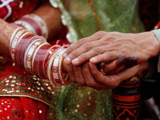Woman attempts suicide after her marriage proposal was rejected on the basis of caste system. PHOTO: REUTERS/FILE