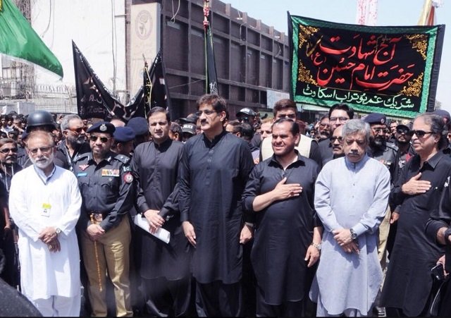 Tribune Fact Check: Viral photo of Murad Ali Shah at religious procession in Karachi