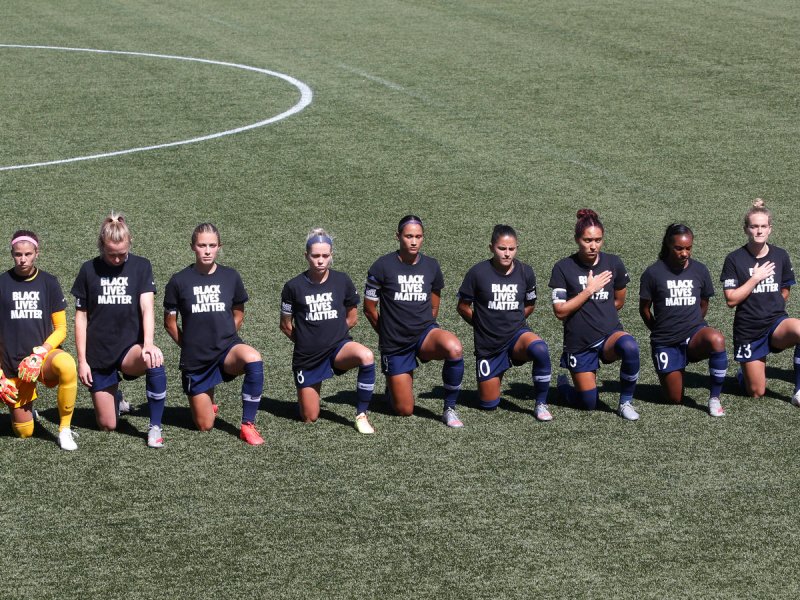Players can stay in locker rooms during anthem: US women’s league