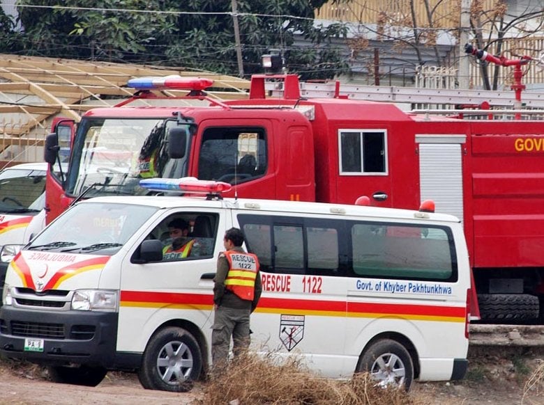 Two rescuers die in warehouse collapse