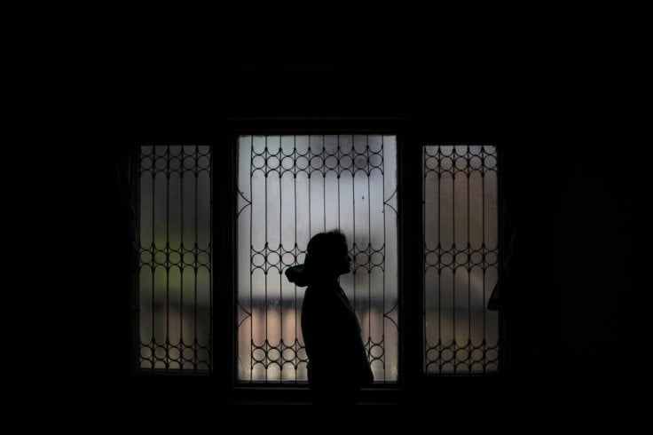 Young Pakistani woman arrested in India returns