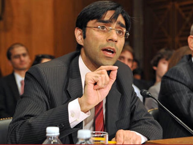 SAPM takes up dossier on India with Afghan envoy