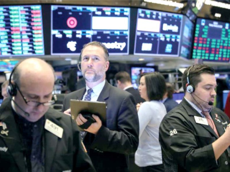 Hedge funds fall 5.9% in first half