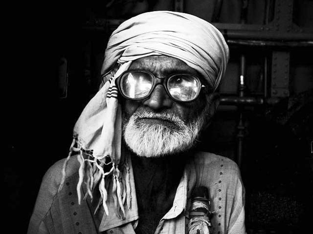 The impact of the institutionalisation of the elderly in Pakistan