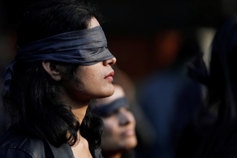 Court rules that groping without removing clothes is not sexual assault