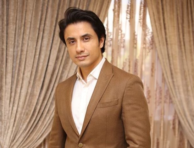Ali Zafar recreates Bollywood track Saiyaara