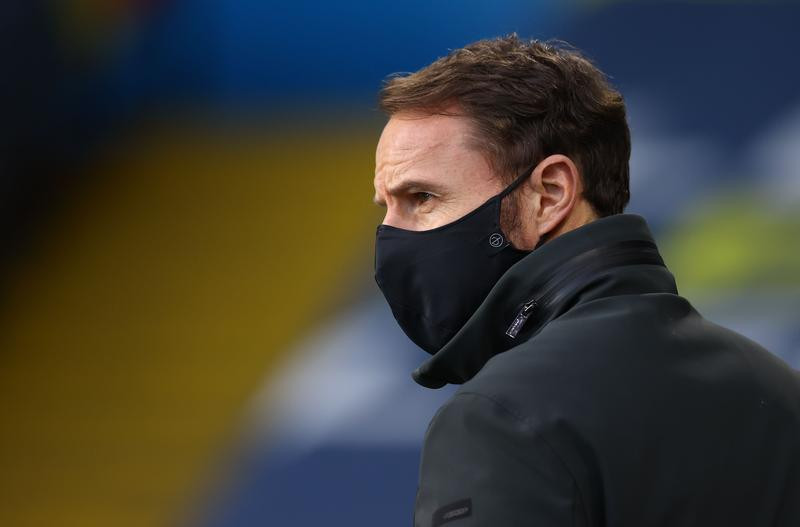 Players should be offered vaccine, says England’s Southgate