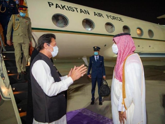 Riyadh commits $500m loan to Pakistan