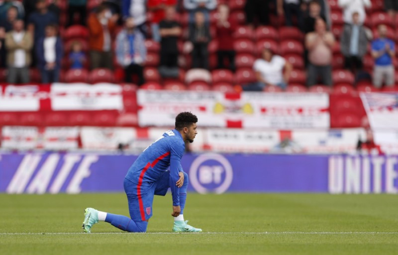 English FA implore fans not to boo players who ‘take a knee’