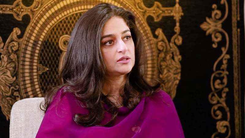 Nadia Jamil feels humiliated, helpless after British Airways staff abandoned her