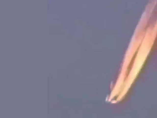WATCH: Meteor fireball lights up Karachi sky in viral video