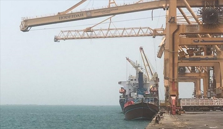 First fuel tanker arrives at Hudaydah after Yemen truce