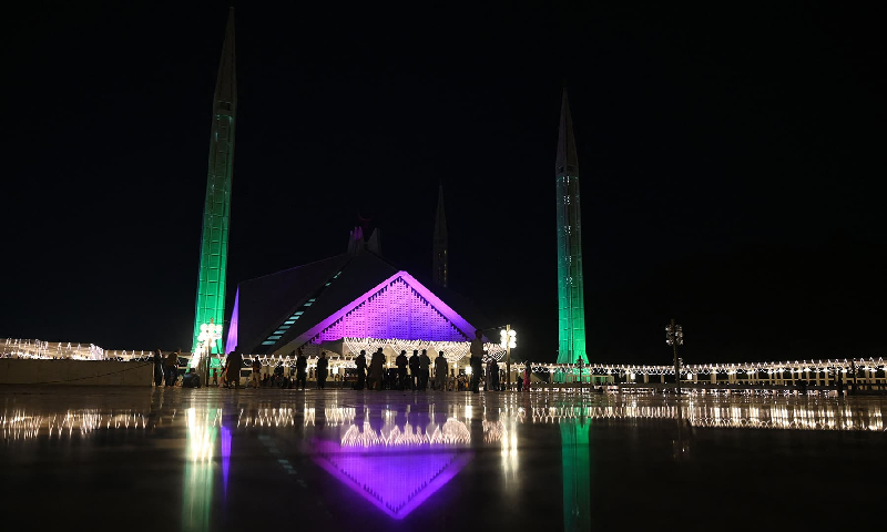 Inflation puts a damper on Eid Milad preps