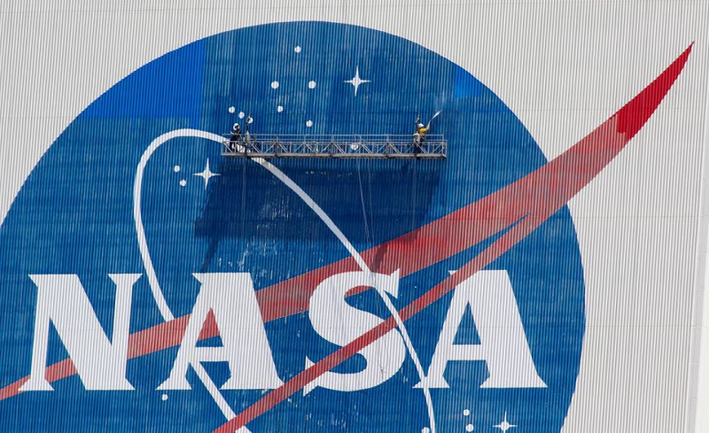 Bloomberg, NASA-backed group launches inaugural satellite to track methane emissions