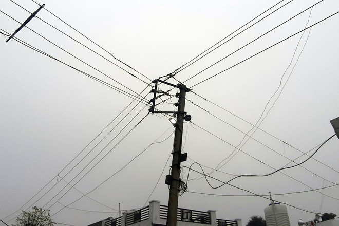 FIA books six for power theft