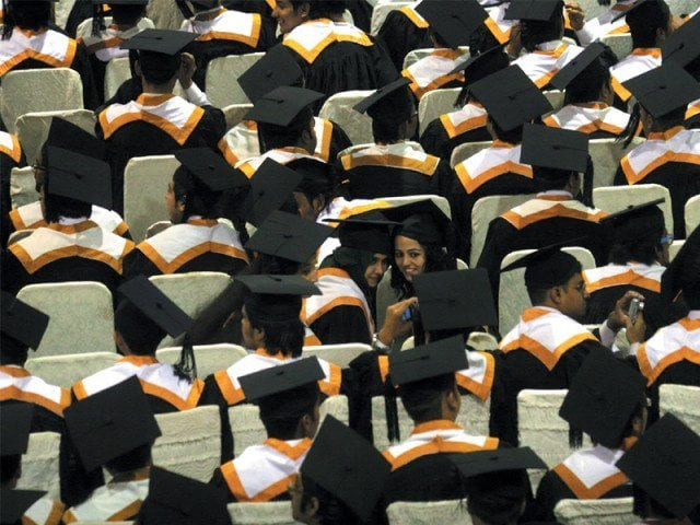590 get degrees at Isra University
