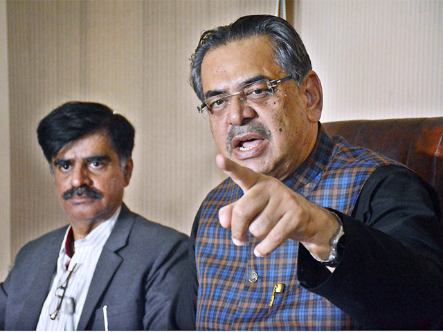 Govt announces reduction in Hajj expenses with enhanced facilities