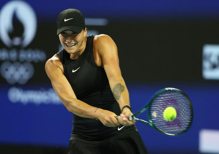 Sabalenka exits Miami, Alcaraz starts in style