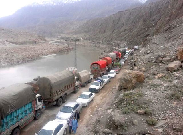 Rain delays arrival of Lodhran family’s bodies from Chilas