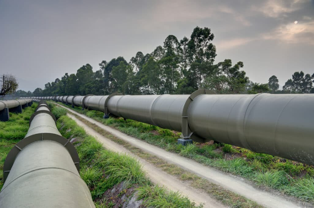 Water pipeline bursts in DG Khan