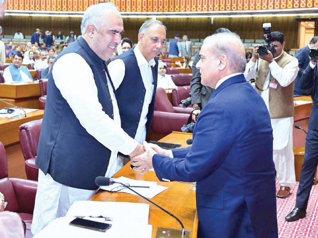 PM offers talks but PTI sets conditions