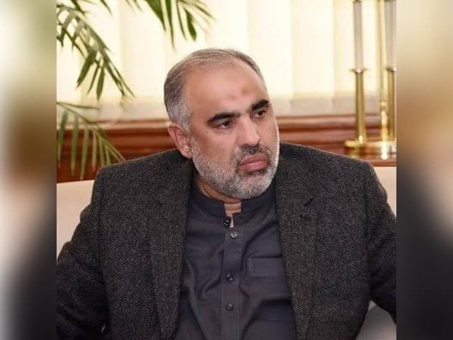PTI plans policy of ‘resistance and talks’
