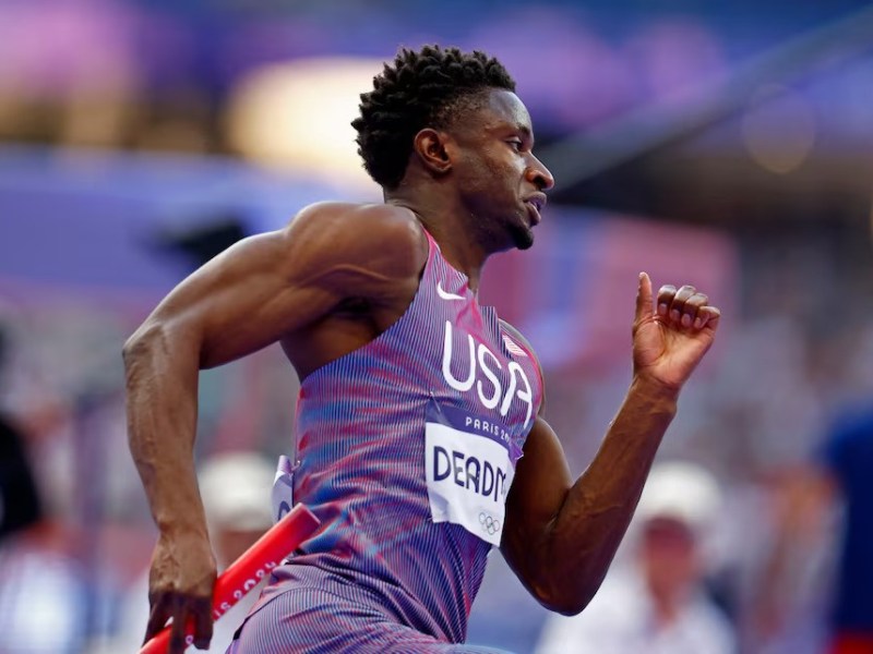 Team USA break world record in 4x400m mixed relay