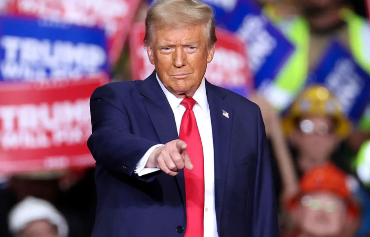 Trump threatens trade war on Mexico, Canada, China