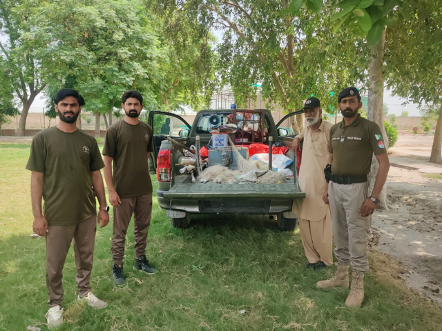 Wildlife dept seizes 7,702 dead wild birds in Khanewal