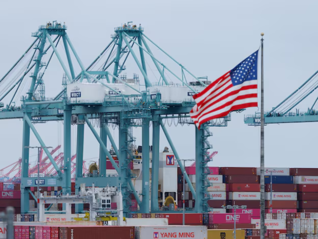 Trump’s global tariffs up for Supreme Court review