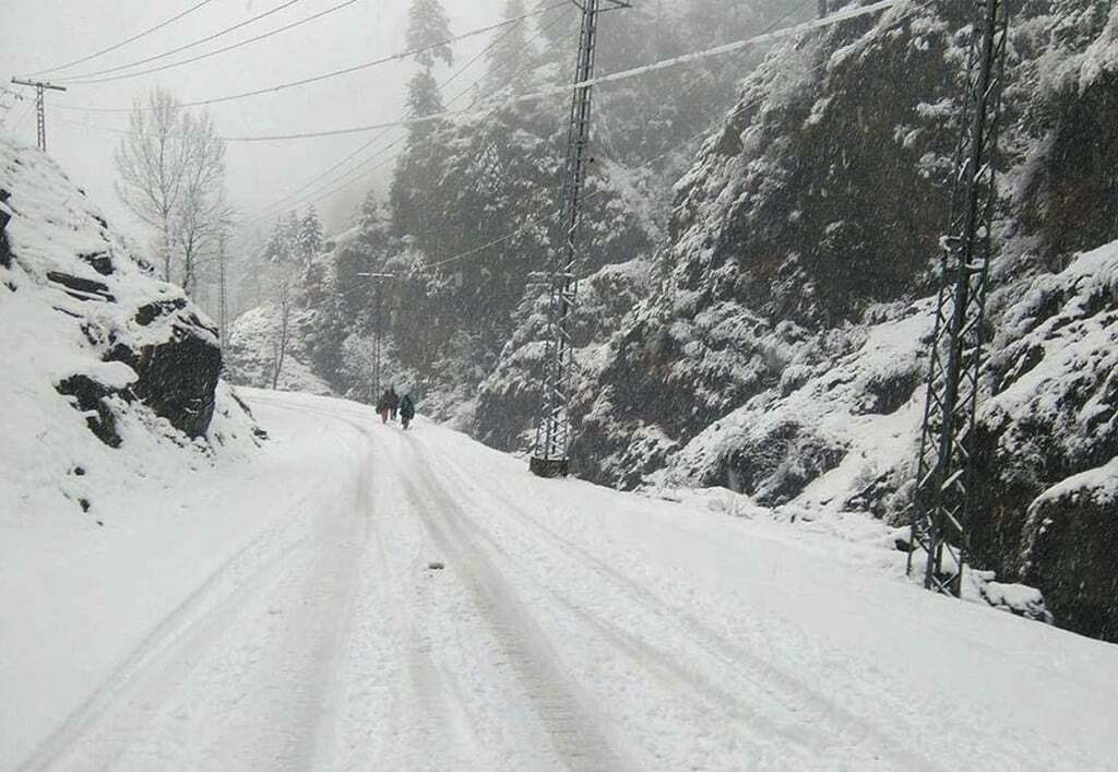 Pakistan braces for cold snap as La Niña returns