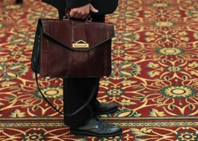 Things you should consider before deciding to work abroad